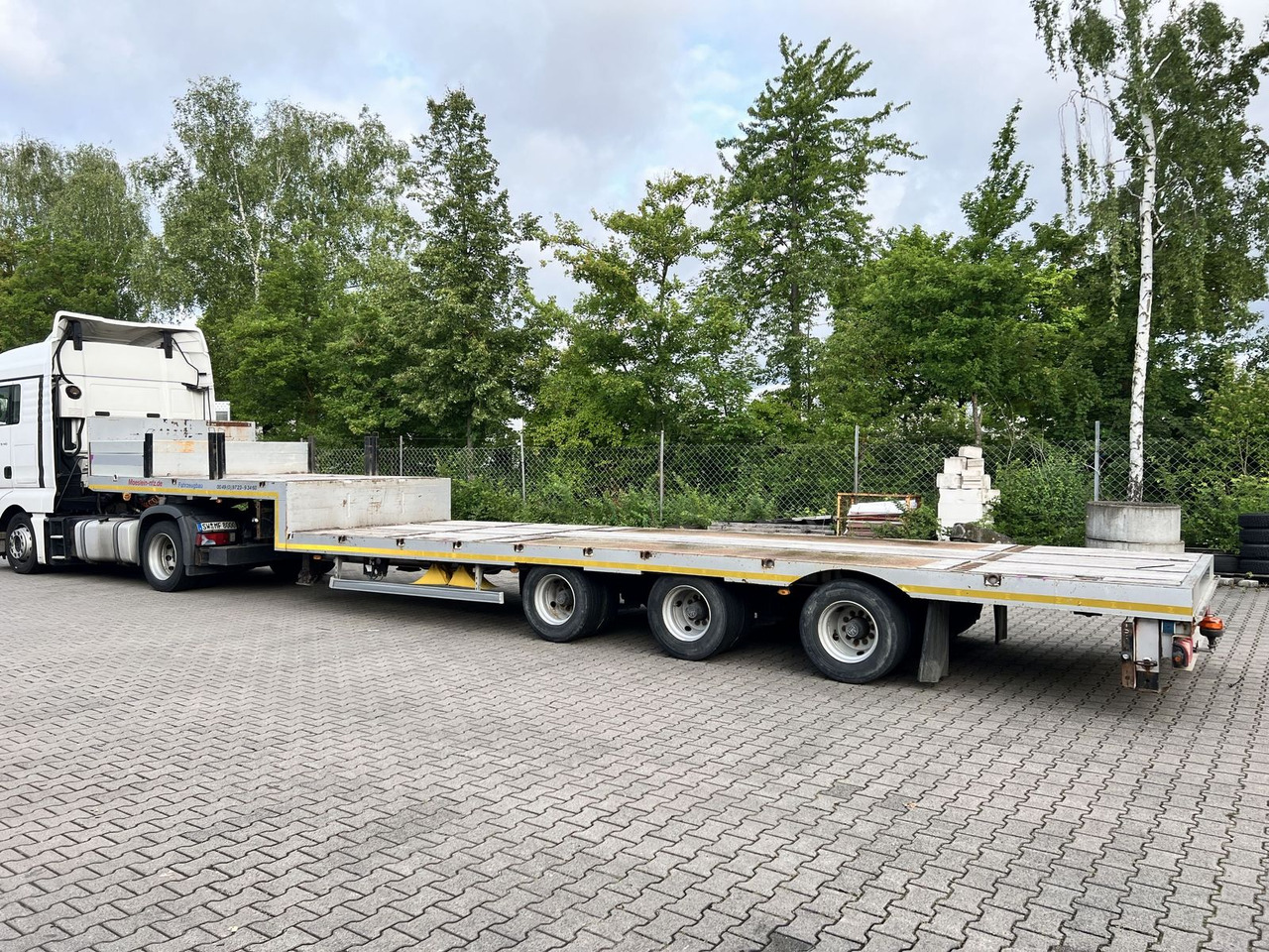 Möslein 3 Achs Satteltieflader - Puspiekabe zema profila platforma: foto 3 Möslein 3 Achs Satteltieflader - Puspiekabe zema profila platforma: foto 3