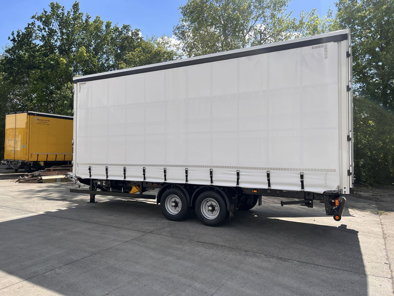 Möslein NEUER Tandem- Planenanhänger Durchladbar - Piekabe ar tentu: foto 5 Möslein NEUER Tandem- Planenanhänger Durchladbar - Piekabe ar tentu: foto 5