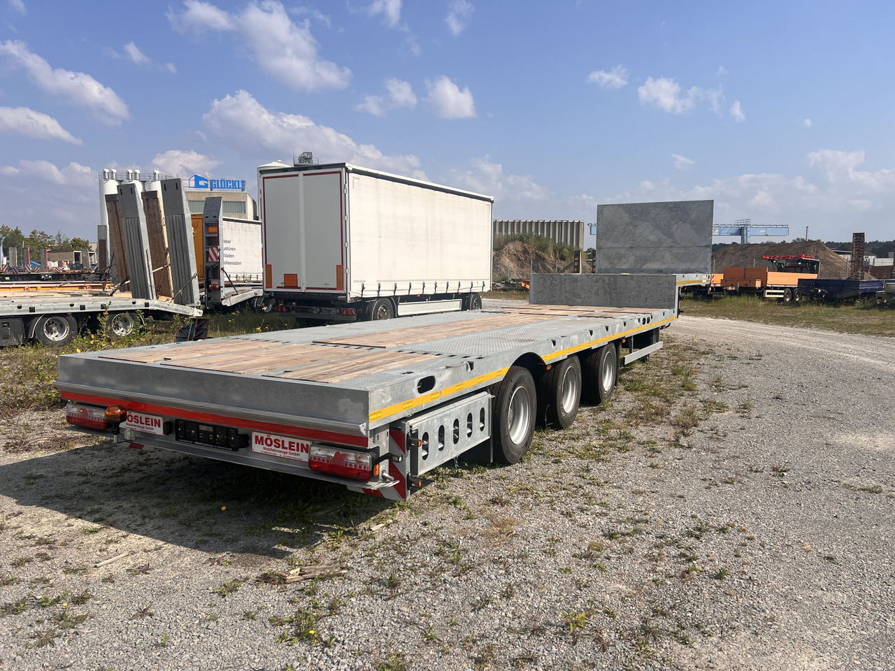 Möslein ST 3 Plato 8,7 3 Achs Satteltieflader Plato 45 t GGfür Fertigteile, Baumaschinen - Puspiekabe zema profila platforma: foto 5 Möslein ST 3 Plato 8,7 3 Achs Satteltieflader Plato 45 t GGfür Fertigteile, Baumaschinen - Puspiekabe zema profila platforma: foto 5