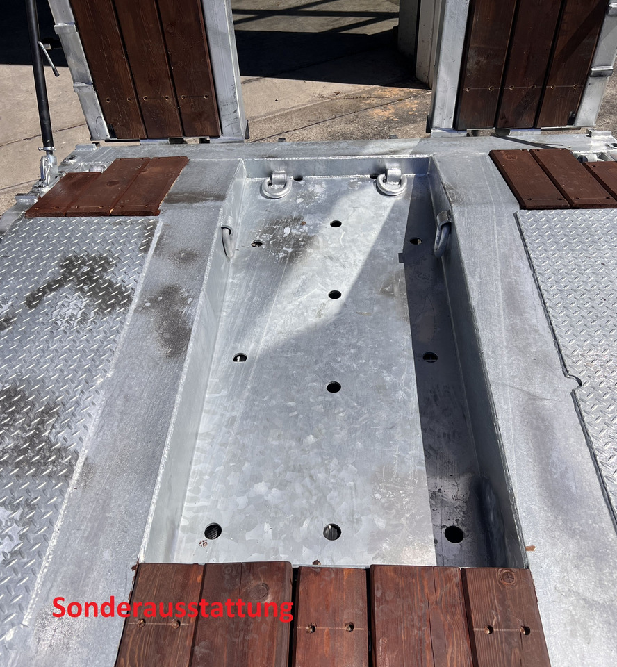 Möslein T 3-8,20 P VB H1 3 Achs Tieflader mit gerader Ladefläche 8,20 m, Neufahrzeug - Piekabe zema profila platforma: foto 4 Möslein T 3-8,20 P VB H1 3 Achs Tieflader mit gerader Ladefläche 8,20 m, Neufahrzeug - Piekabe zema profila platforma: foto 4