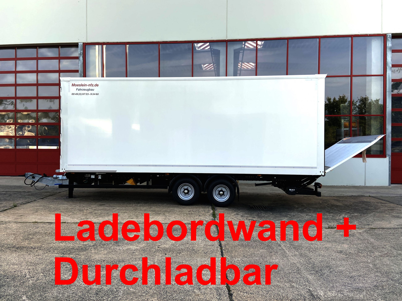 Möslein TK0105D-L Weiß Tandem Koffer, Ladebordwand 1,5 t + DurchladbarNeufahrzeug -- - Piekabe slēgtā virsbūve: foto 1 Möslein TK0105D-L Weiß Tandem Koffer, Ladebordwand 1,5 t + DurchladbarNeufahrzeug -- - Piekabe slēgtā virsbūve: foto 1