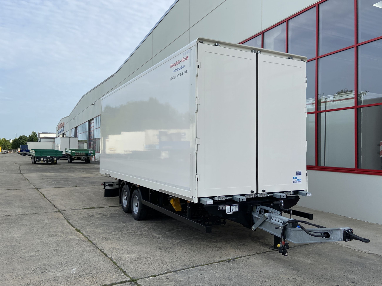 Jaunā Piekabe slēgtā virsbūve Möslein TKO 105 D 7m weiß Tandem- Koffer, Durchladbar, -- Neufahrzeug --: foto 7 Jaunā Piekabe slēgtā virsbūve Möslein TKO 105 D 7m weiß Tandem- Koffer, Durchladbar, -- Neufahrzeug --: foto 7
