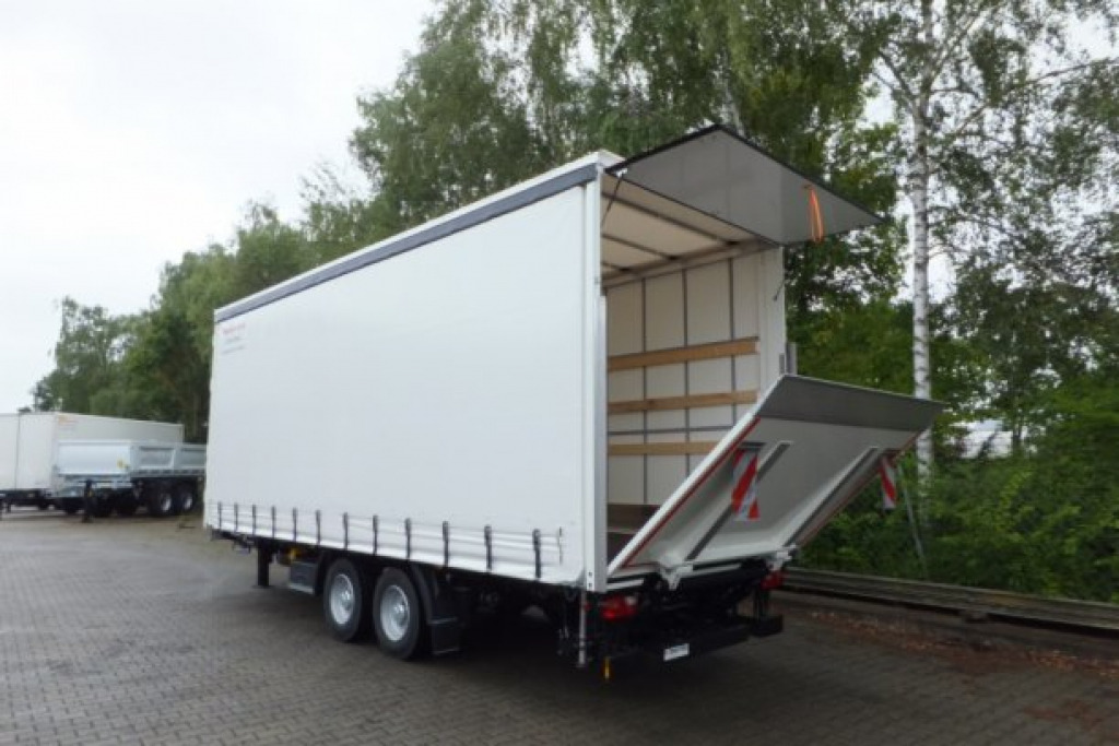 Möslein TPS 11 DL 7,30 neuer Planenanhänger, Ladebordwand + Durchladbar - Piekabe ar tentu: foto 2 Möslein TPS 11 DL 7,30 neuer Planenanhänger, Ladebordwand + Durchladbar - Piekabe ar tentu: foto 2