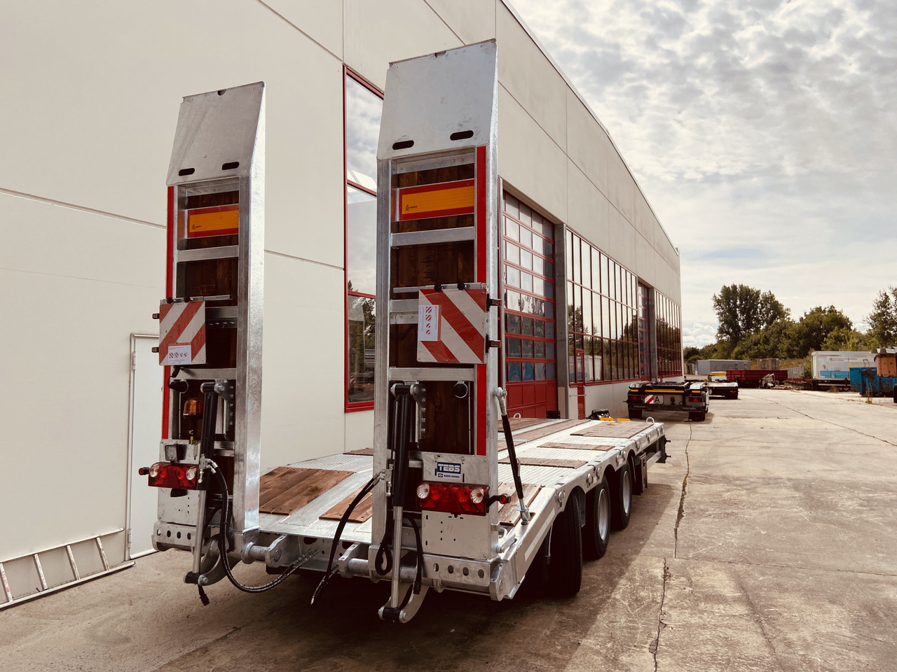 Möslein TT 31  31 t Tridem- Tieflader 3 Achs, 8 m LadeflächeNeufahrzeug līzingu Möslein TT 31  31 t Tridem- Tieflader 3 Achs, 8 m LadeflächeNeufahrzeug: foto 9