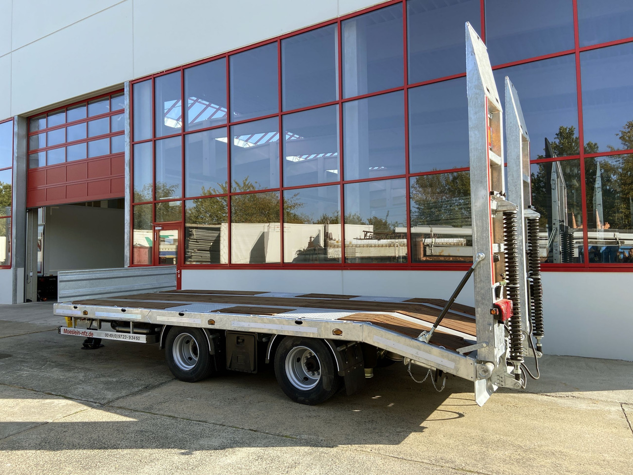 Jaunā Piekabe zema profila platforma pārvadāšana smagās tehnikas Möslein TT19 - 7,2  19 t Tandemtieflader, Luftgefedert, NEU: foto 9