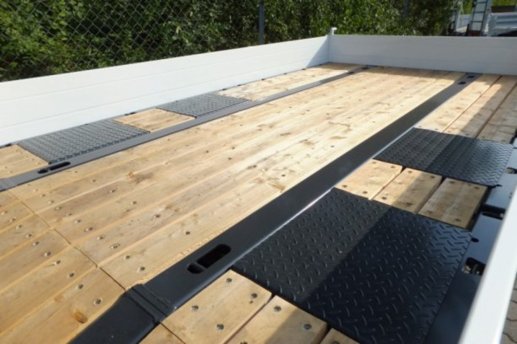 Jaunā Piekabe zema profila platforma pārvadāšana smagās tehnikas Möslein TTT 11- 6,28 Weiß  Neuer Tandemtieflader: foto 11