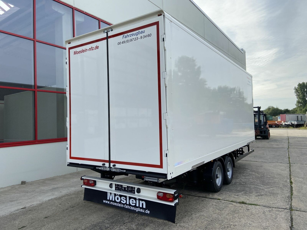 Möslein Tandem- Koffer, Durchladbar, -- Neufahrzeug -- - Piekabe slēgtā virsbūve: foto 4 Möslein Tandem- Koffer, Durchladbar, -- Neufahrzeug -- - Piekabe slēgtā virsbūve: foto 4