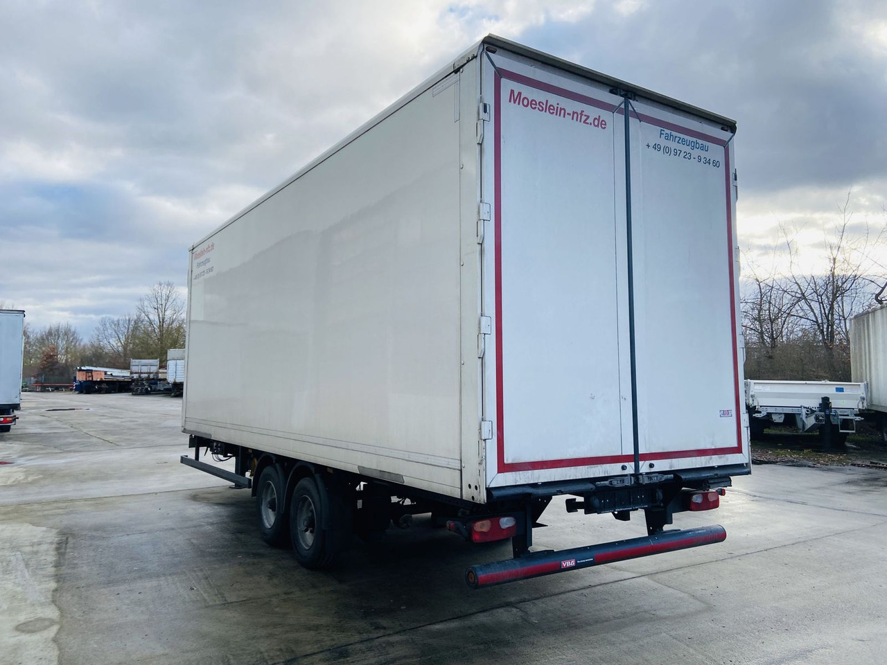 Möslein Tandem- Koffer, Durchladbar, Neuwertig - Piekabe slēgtā virsbūve: foto 4 Möslein Tandem- Koffer, Durchladbar, Neuwertig - Piekabe slēgtā virsbūve: foto 4