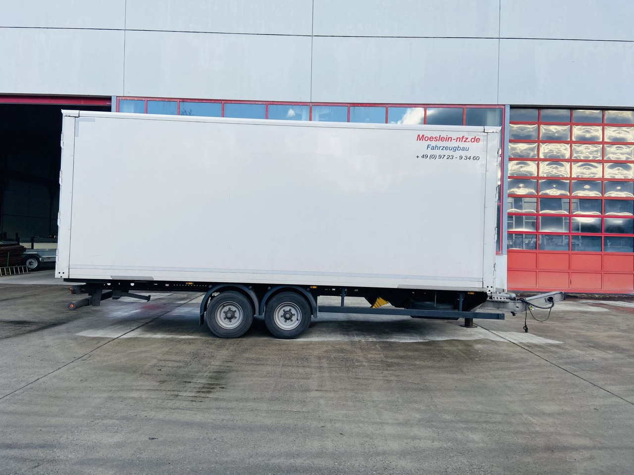 Möslein Tandem- Koffer, Durchladbar, Neuwertig - Piekabe slēgtā virsbūve: foto 3 Möslein Tandem- Koffer, Durchladbar, Neuwertig - Piekabe slēgtā virsbūve: foto 3