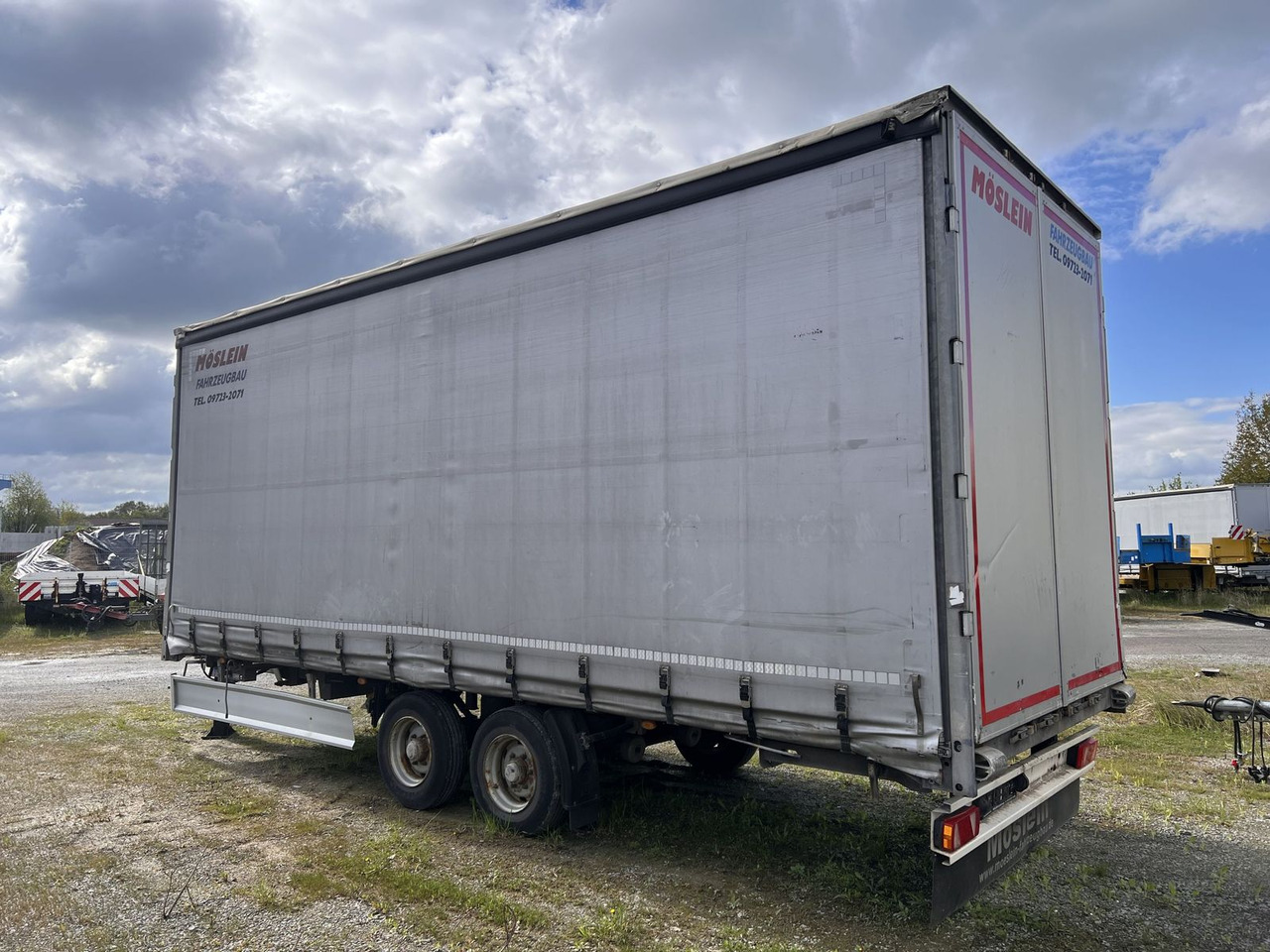 Möslein Tandem- Planenanhänger Durchladen - Piekabe ar tentu: foto 3 Möslein Tandem- Planenanhänger Durchladen - Piekabe ar tentu: foto 3