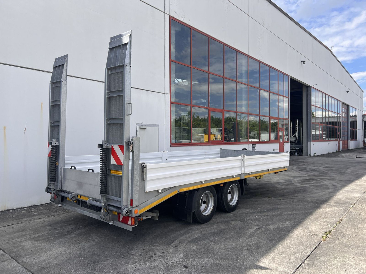 Müller-Mitteltal 14 t Tandemtieflader, wenig Benutzt - Piekabe zema profila platforma: foto 3 Müller-Mitteltal 14 t Tandemtieflader, wenig Benutzt - Piekabe zema profila platforma: foto 3