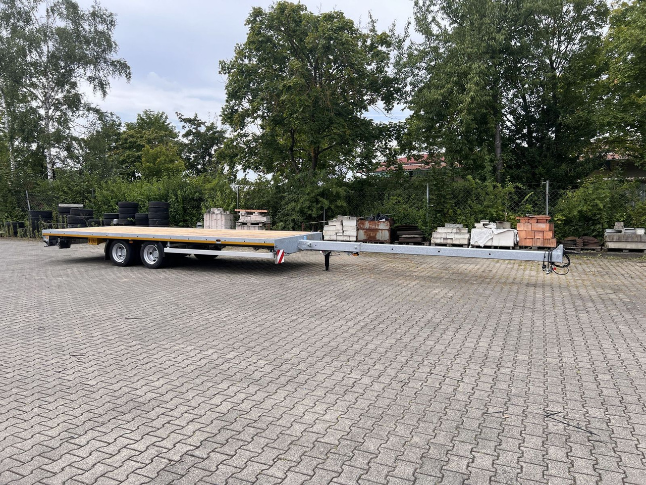 Möslein 13,9 t Tandemanhänger- Tieflader, ausziehbar - Puspiekabe: foto 1 Möslein 13,9 t Tandemanhänger- Tieflader, ausziehbar - Puspiekabe: foto 1