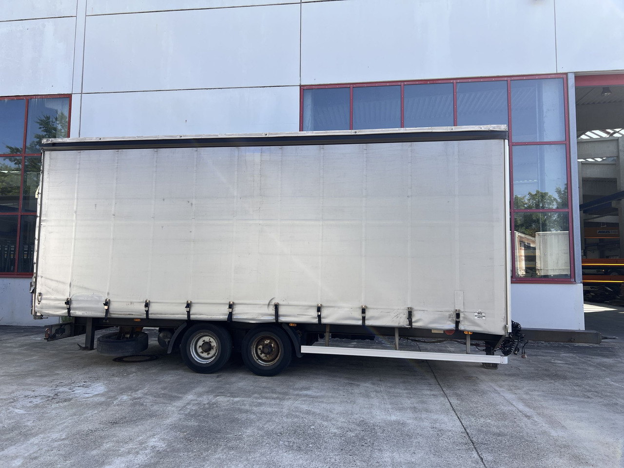 Tang, Karl ZCS 105 Tandem- Planenanhänger - Piekabe ar tentu: foto 1 Tang, Karl ZCS 105 Tandem- Planenanhänger - Piekabe ar tentu: foto 1