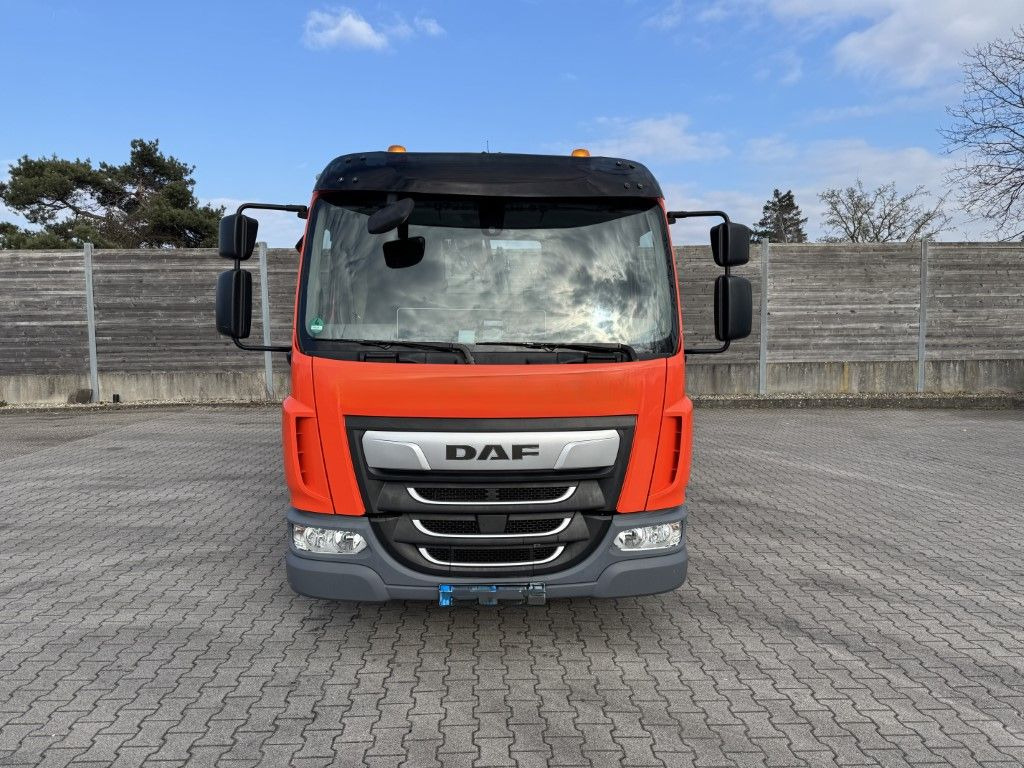 DAF FA LF 180 8t / Abrollkipper, Ladekran Containe - Pacēlājs ar āķi, Kravas auto ar manipulatoru: foto 3 DAF FA LF 180 8t / Abrollkipper, Ladekran Containe - Pacēlājs ar āķi, Kravas auto ar manipulatoru: foto 3