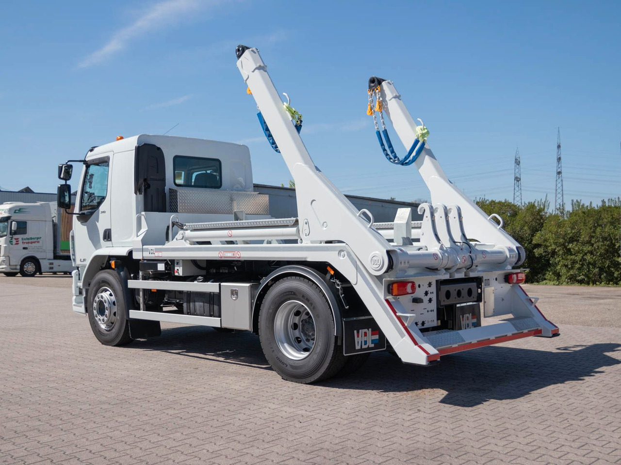 DAF FA LF 310 19t Absetzkipper VDL - Kravas automašīna pašizgāzējs: foto 5 DAF FA LF 310 19t Absetzkipper VDL - Kravas automašīna pašizgāzējs: foto 5