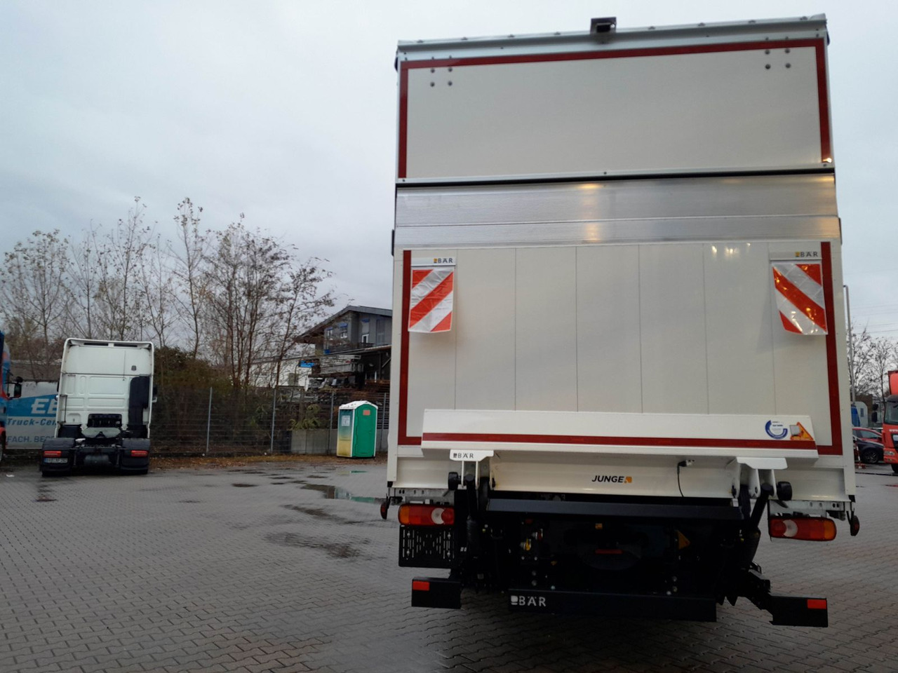 DAF FA XB 290 16t Junge Curtainsider - Kravas automašīna ar tentu: foto 5 DAF FA XB 290 16t Junge Curtainsider - Kravas automašīna ar tentu: foto 5