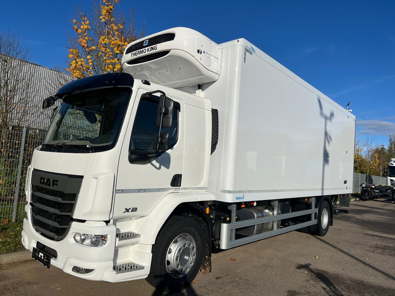 DAF FA XB 310 18t Kress Kühlaufbau - Kravas automašīna refrižerators: foto 1 DAF FA XB 310 18t Kress Kühlaufbau - Kravas automašīna refrižerators: foto 1