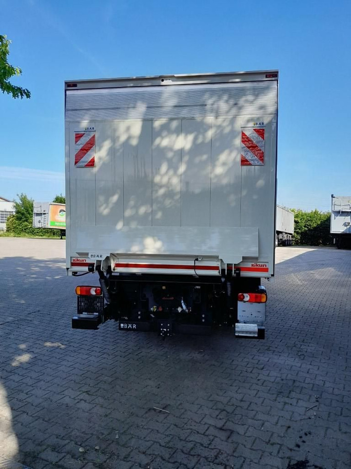 DAF XB 310 FA 18t Getränkeaufbau DAF XB 310 FA 18t Getränkeaufbau - Kravas automašīna dzērienu pārvadāšanai: foto 5 DAF XB 310 FA 18t Getränkeaufbau DAF XB 310 FA 18t Getränkeaufbau - Kravas automašīna dzērienu pārvadāšanai: foto 5
