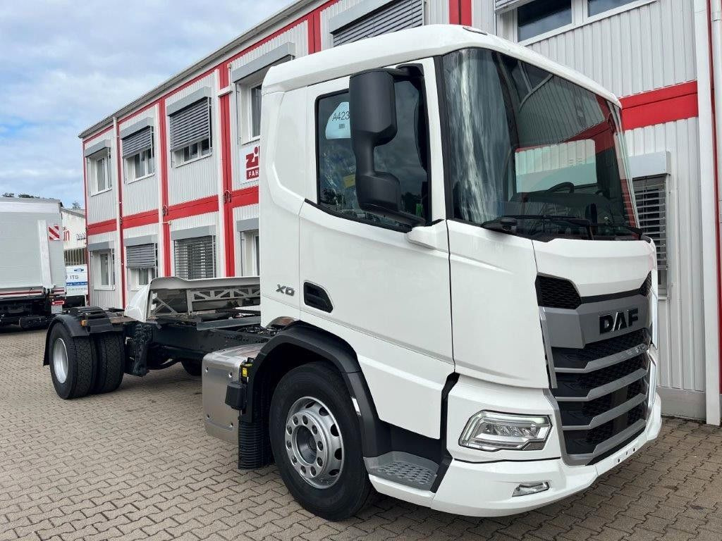 DAF XD 370 Fahrgestell - Šasija kravas automašīna: foto 3 DAF XD 370 Fahrgestell - Šasija kravas automašīna: foto 3