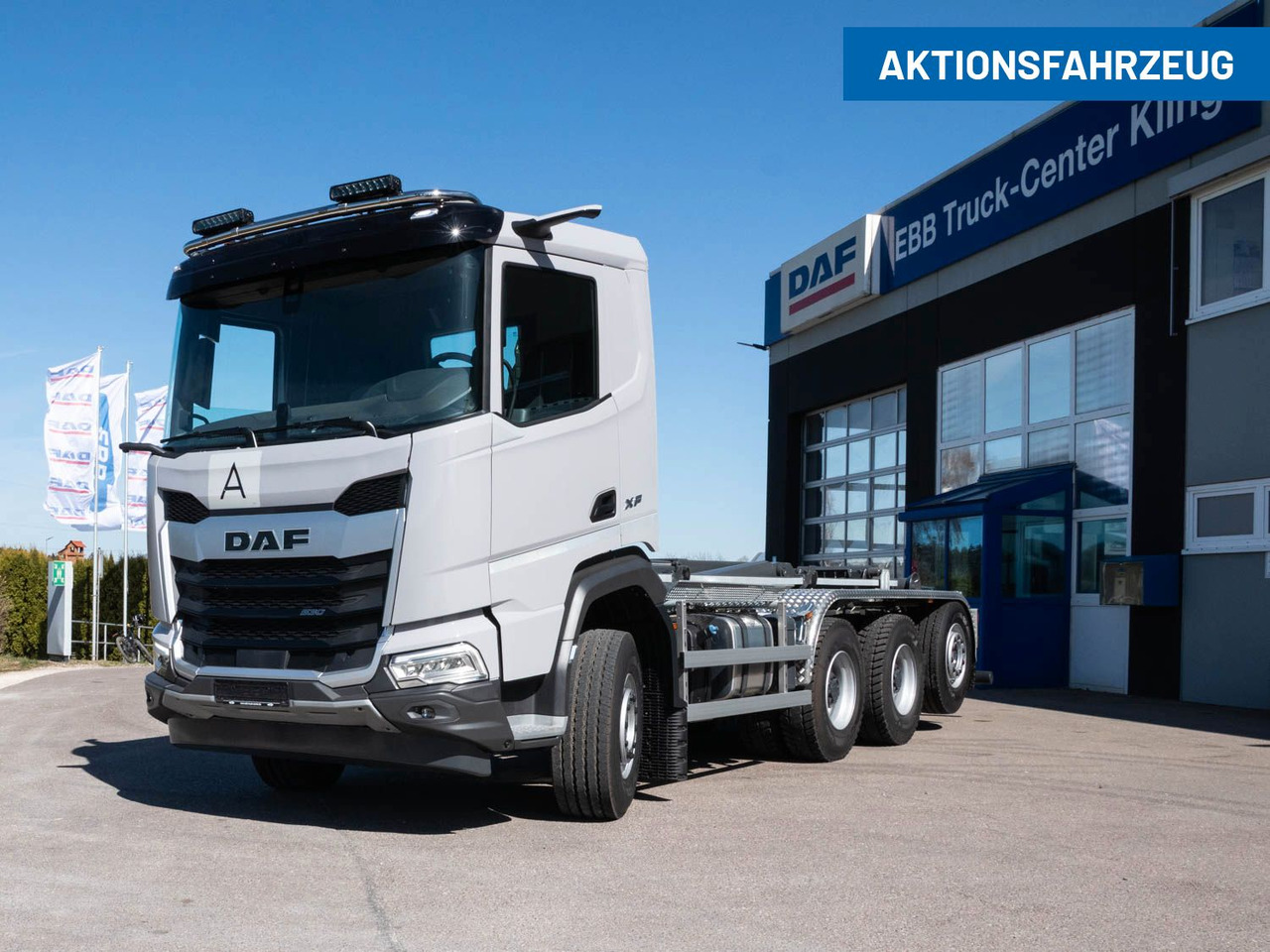 DAF XF 530 FAW mit VDL Abrollkipper DAF XF 530 FAW mit VDL Abrollkipper - Pacēlājs ar āķi: foto 1 DAF XF 530 FAW mit VDL Abrollkipper DAF XF 530 FAW mit VDL Abrollkipper - Pacēlājs ar āķi: foto 1