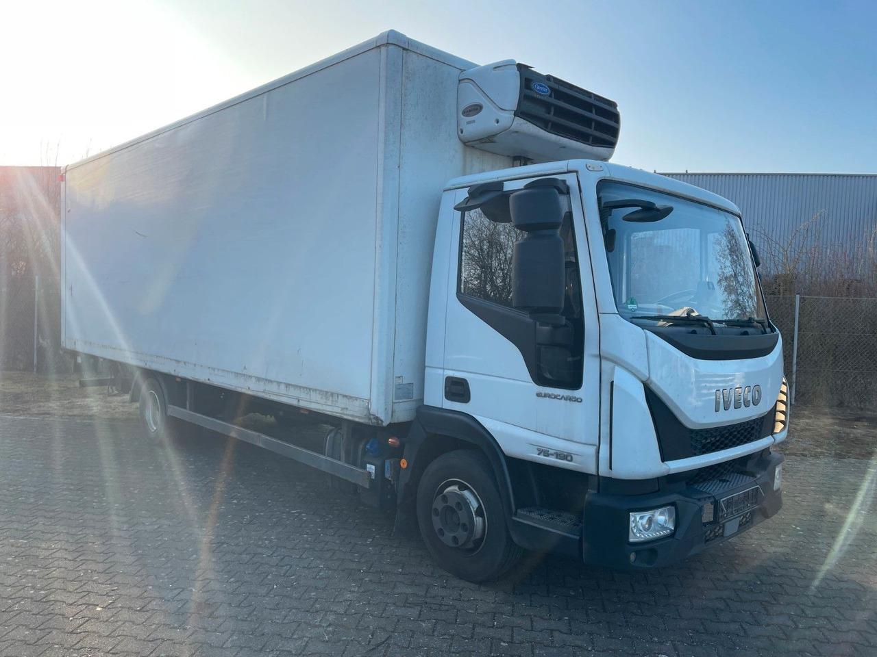 Iveco Eurocargo 75-190 - Furgons ar slēgtā virsbūve: foto 1 Iveco Eurocargo 75-190 - Furgons ar slēgtā virsbūve: foto 1