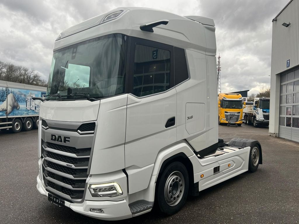 DAF XG 480 FT Low Deck - Vilcējs: foto 2 DAF XG 480 FT Low Deck - Vilcējs: foto 2