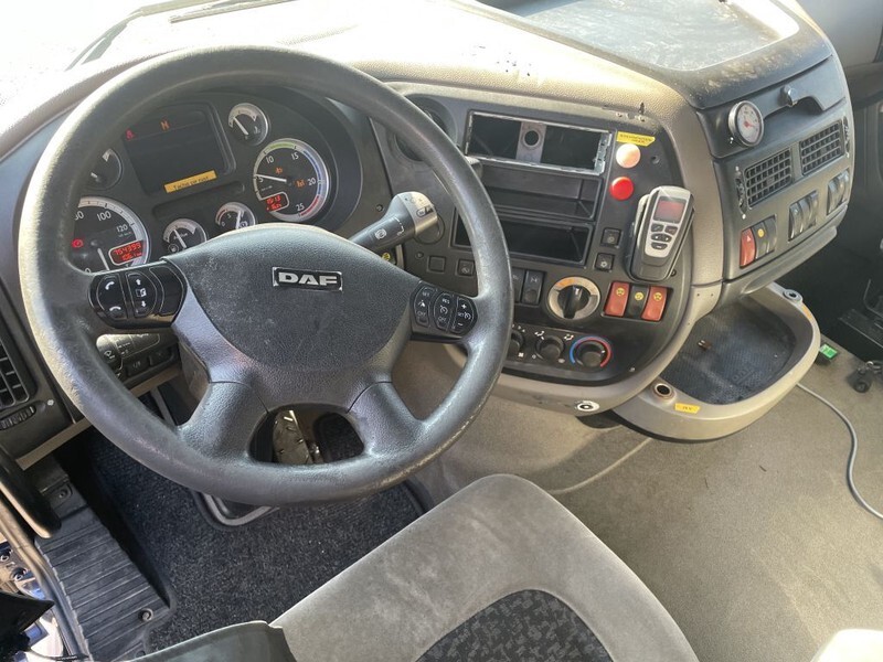 Autopacēlājs DAF XF 105 Skyworker: foto 8