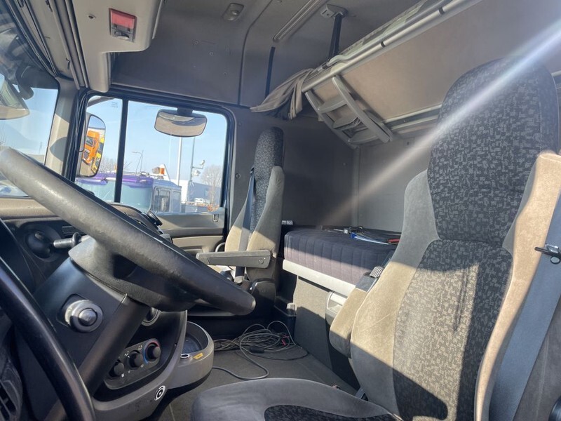 Autopacēlājs DAF XF 105 Skyworker: foto 6