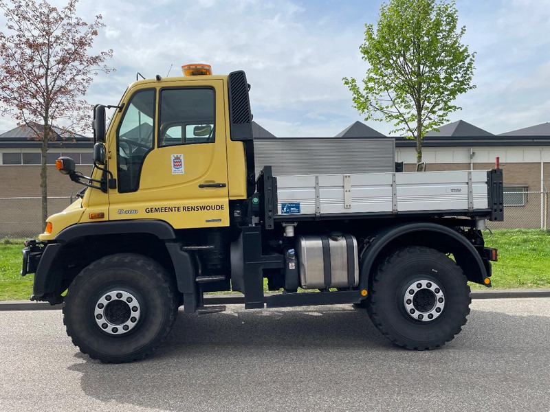 Mercedes-Benz unimog U400 - Kravas automašīna pašizgāzējs: foto 5 Mercedes-Benz unimog U400 - Kravas automašīna pašizgāzējs: foto 5