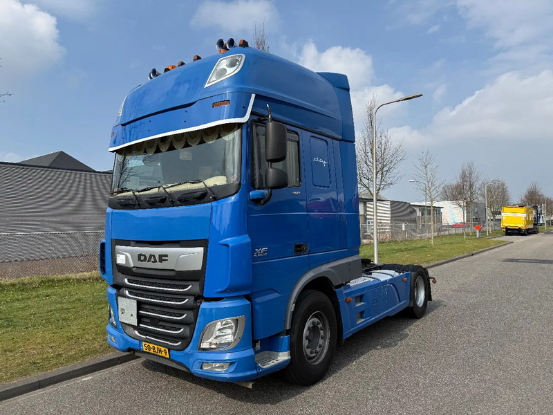 DAF XF 460 showtruck 4-2017 SSC 460 XF - Vilcējs: foto 1 DAF XF 460 showtruck 4-2017 SSC 460 XF - Vilcējs: foto 1