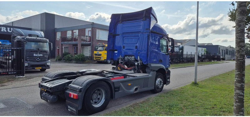 Mercedes-Benz Actros 1833 - Vilcējs: foto 5 Mercedes-Benz Actros 1833 - Vilcējs: foto 5
