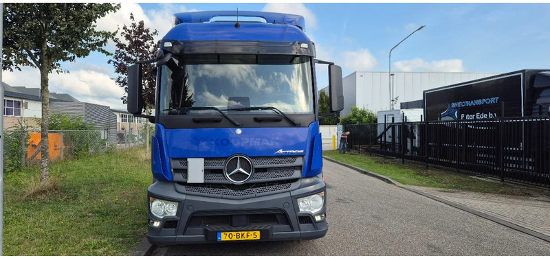 Mercedes-Benz Actros 1833 - Vilcējs: foto 3 Mercedes-Benz Actros 1833 - Vilcējs: foto 3