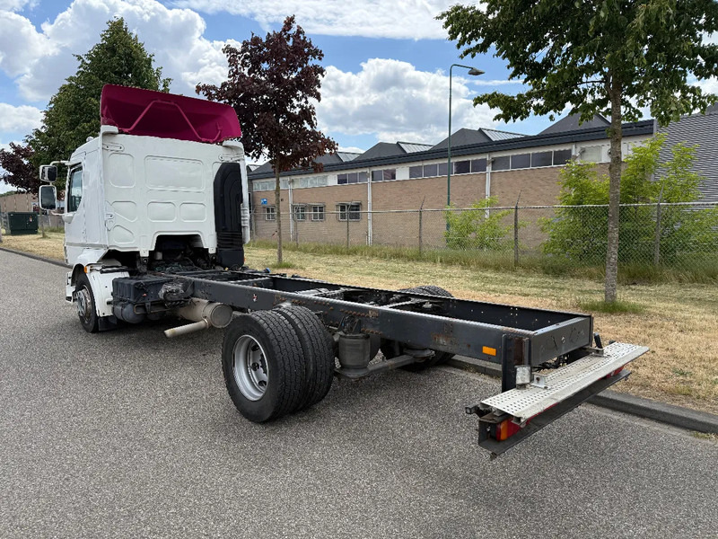 Volvo FL 250 pk 2013 euro 5 - Šasija kravas automašīna: foto 3 Volvo FL 250 pk 2013 euro 5 - Šasija kravas automašīna: foto 3