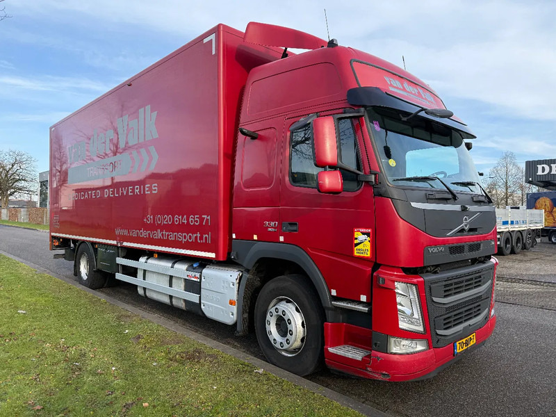 Volvo FM 330 2017 - Kravas automašīna ar slēgto virsbūvi: foto 2 Volvo FM 330 2017 - Kravas automašīna ar slēgto virsbūvi: foto 2