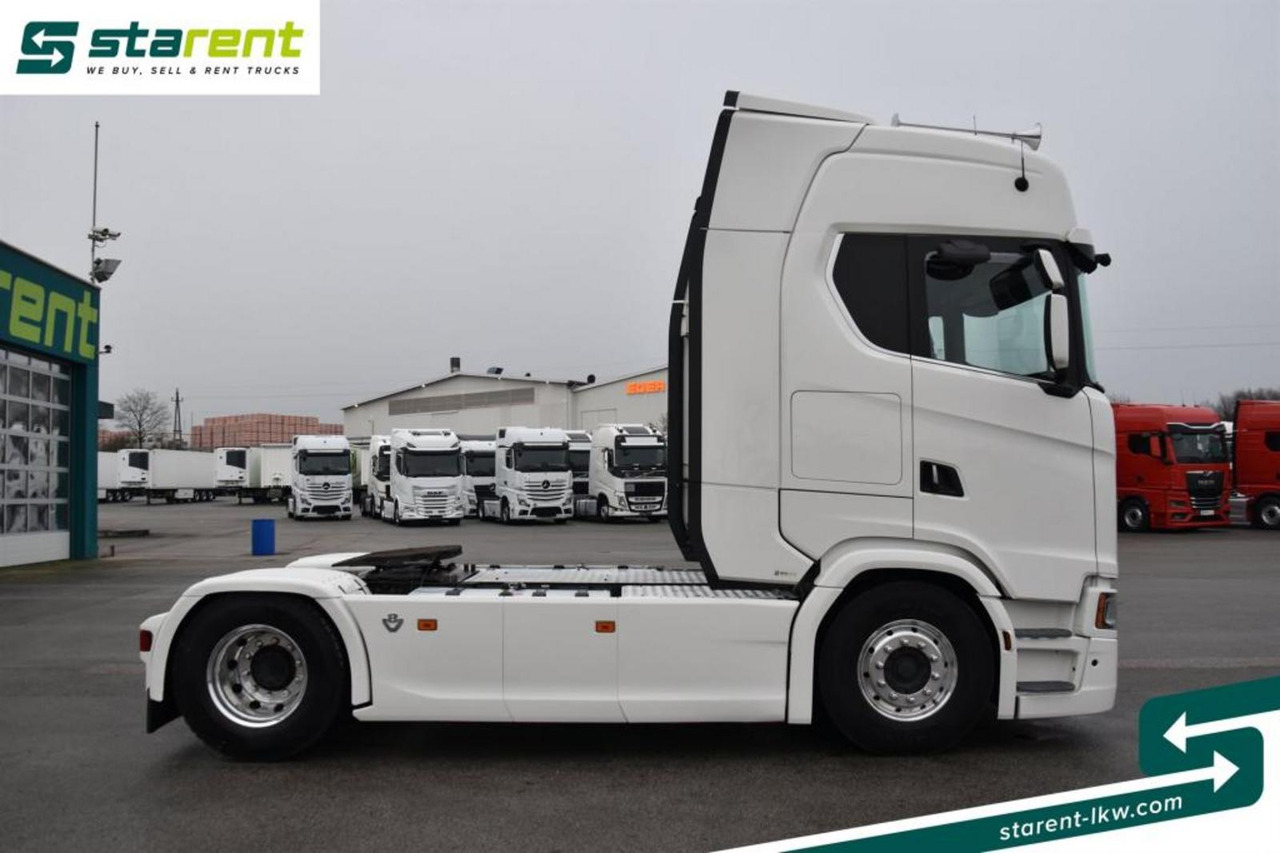 Scania S580 V8 Standklima Retarder Kaffeemaschine Navi - Vilcējs: foto 4 Scania S580 V8 Standklima Retarder Kaffeemaschine Navi - Vilcējs: foto 4