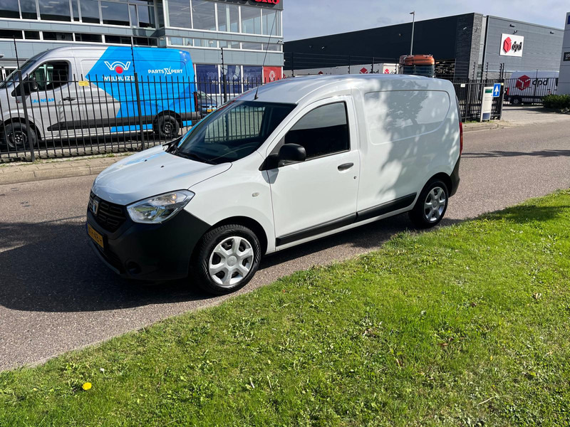 Dacia Dokker 1.5 dci 75 pk Euro 6 - Mazs furgons: foto 1 Dacia Dokker 1.5 dci 75 pk Euro 6 - Mazs furgons: foto 1