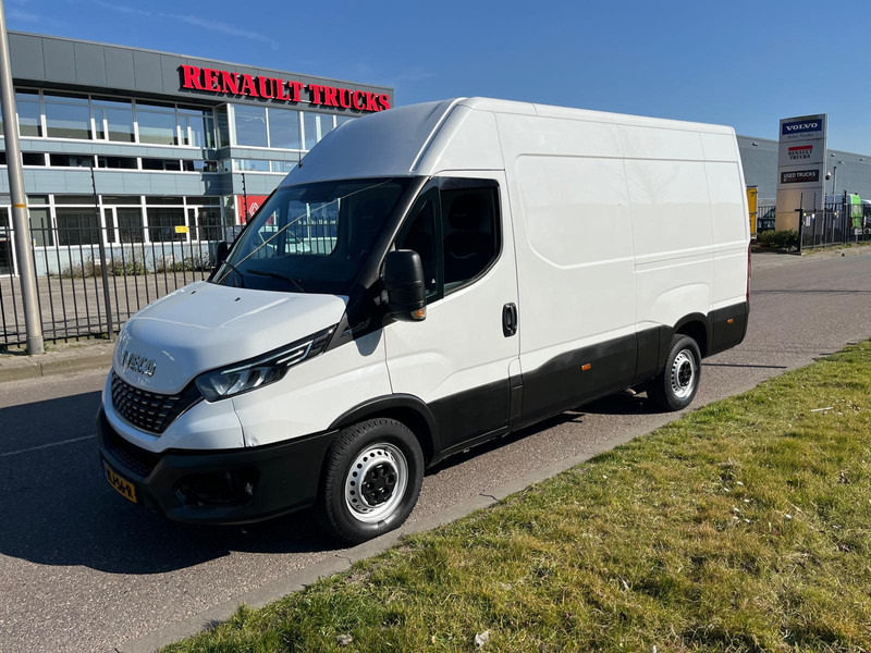 Iveco Daily 35 S 16V, Hi-Matic, 352 L H3, Airco, Camera - Kravas mikroautobuss: foto 1 Iveco Daily 35 S 16V, Hi-Matic, 352 L H3, Airco, Camera - Kravas mikroautobuss: foto 1