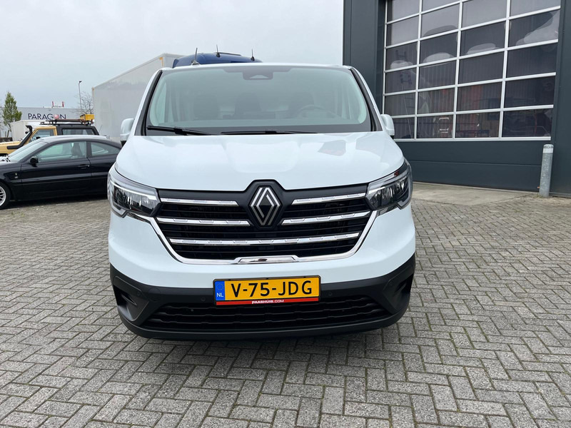 Renault Trafic E-Tech Red L2 H1, Nieuwstaat/New condition, Lees omschrijving/Read description - Mazs furgons, Elektriskais furgons: foto 4 Renault Trafic E-Tech Red L2 H1, Nieuwstaat/New condition, Lees omschrijving/Read description - Mazs furgons, Elektriskais furgons: foto 4