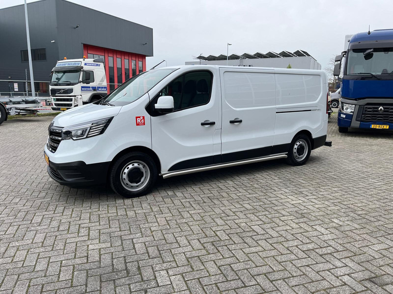 Renault Trafic E-Tech Red L2 H1, Nieuwstaat/New condition, Lees omschrijving/Read description - Mazs furgons, Elektriskais furgons: foto 3 Renault Trafic E-Tech Red L2 H1, Nieuwstaat/New condition, Lees omschrijving/Read description - Mazs furgons, Elektriskais furgons: foto 3