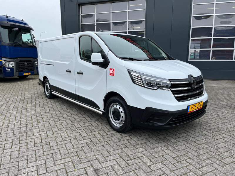 Renault Trafic E-Tech Red L2 H1, Nieuwstaat/New condition, Lees omschrijving/Read description - Mazs furgons, Elektriskais furgons: foto 5 Renault Trafic E-Tech Red L2 H1, Nieuwstaat/New condition, Lees omschrijving/Read description - Mazs furgons, Elektriskais furgons: foto 5