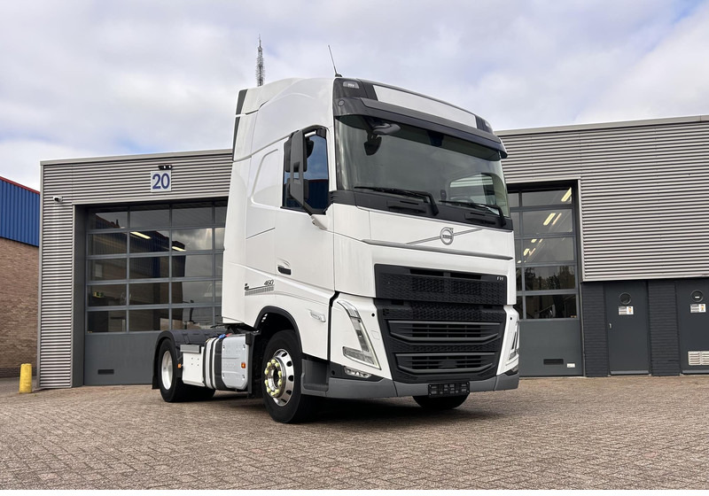 Volvo FH - Vilcējs: foto 1 Volvo FH - Vilcējs: foto 1