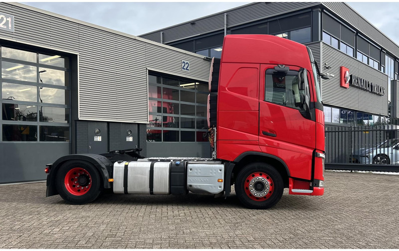 Volvo FH - Vilcējs: foto 2 Volvo FH - Vilcējs: foto 2