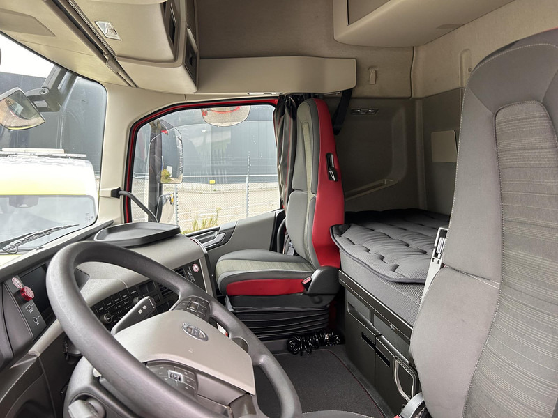 Volvo FH - Vilcējs: foto 5 Volvo FH - Vilcējs: foto 5