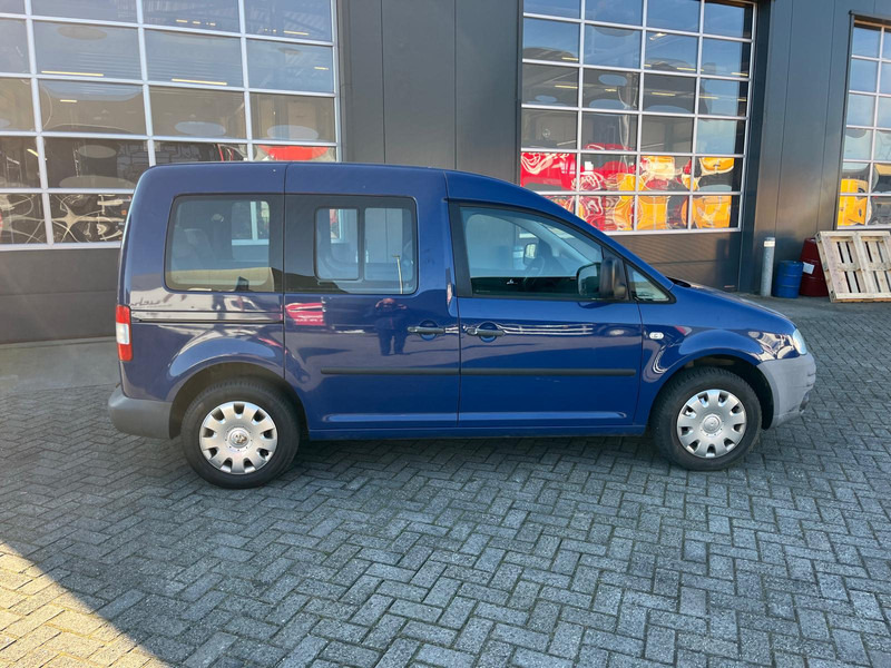 Vieglā automašīna Volkswagen Caddy 1.6 Life, 7 seats, Compact: foto 13