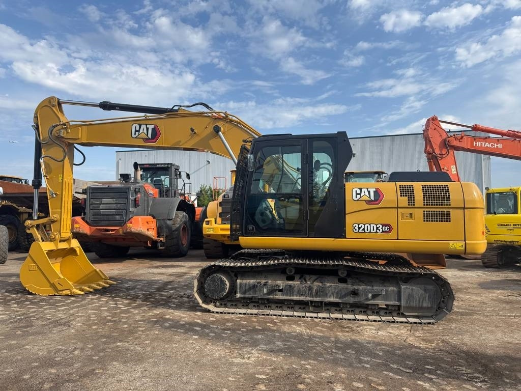 CAT 320 D 3 GC NEW UNUSED  - Kāpurķēžu ekskavators: foto 1 CAT 320 D 3 GC NEW UNUSED  - Kāpurķēžu ekskavators: foto 1
