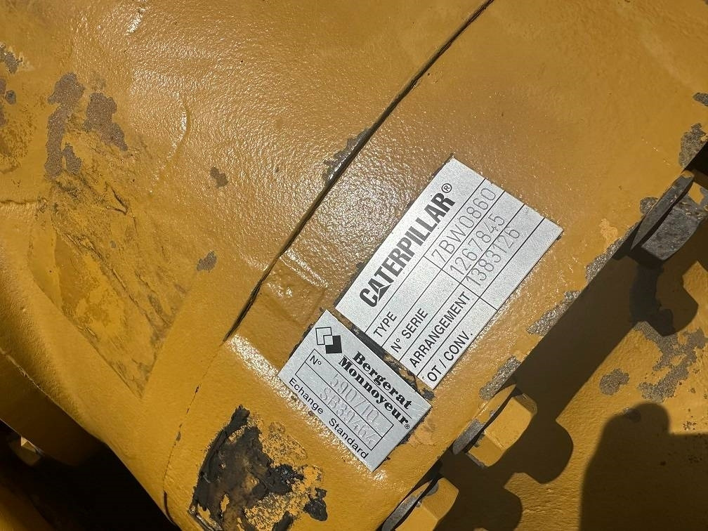 CAT 950 G rear axel 126-7845 - Asis un rezerves daļas - Celtniecības tehnika: foto 4 CAT 950 G rear axel 126-7845 - Asis un rezerves daļas - Celtniecības tehnika: foto 4
