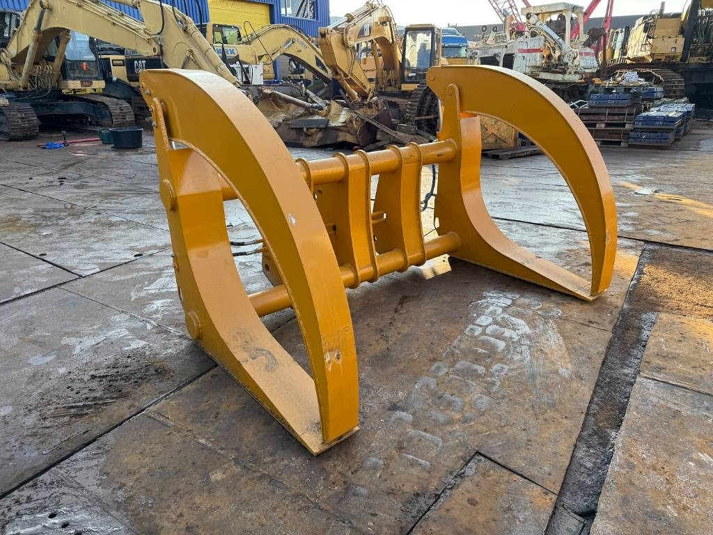 CAT 950 log forks clamp - Greiferi - Meža tehnika: foto 3 CAT 950 log forks clamp - Greiferi - Meža tehnika: foto 3
