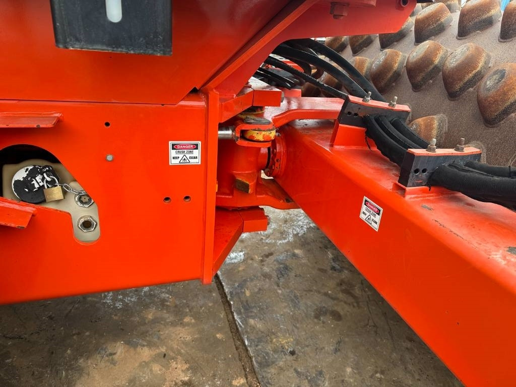 Vibrorullis CAT CP 533 E: foto 12