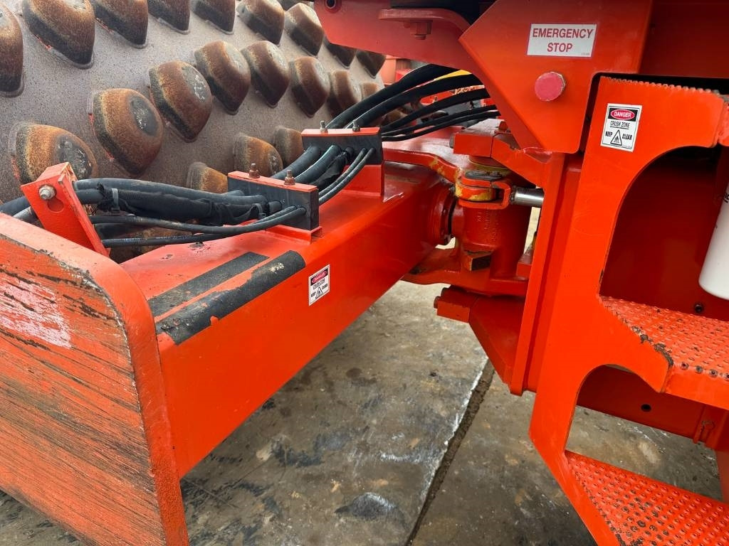 Vibrorullis CAT CP 533 E: foto 11