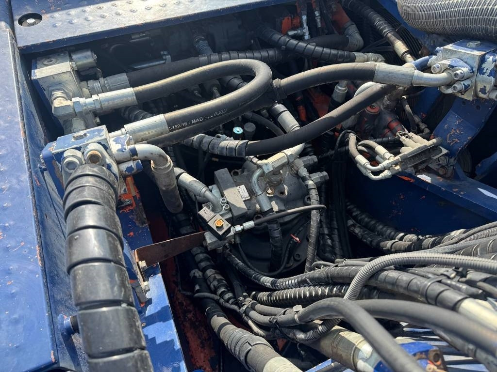 Kāpurķēžu ekskavators Doosan DX 300 LC-3: foto 16 Kāpurķēžu ekskavators Doosan DX 300 LC-3: foto 16